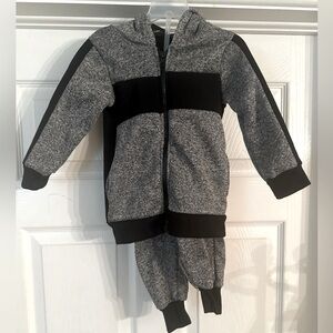 JAMPLAY 2pc Toddler Boys Track Suit Size 2T